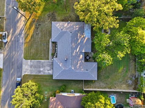 118 Timber Lane Kerrville TX 78028