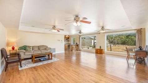 29266 Fm 3009 New Braunfels TX 78132