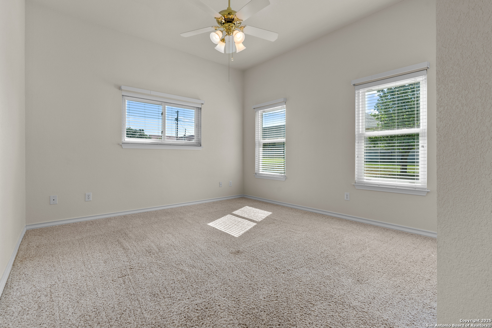 174 Edgewood Circle Bandera TX 78003