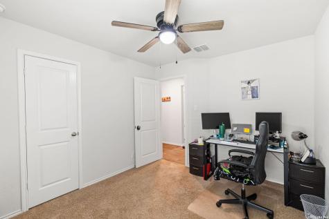8231 Blue Canal San Antonio TX 78244