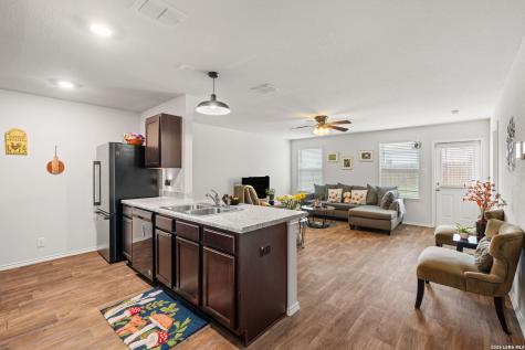 8231 Blue Canal San Antonio TX 78244