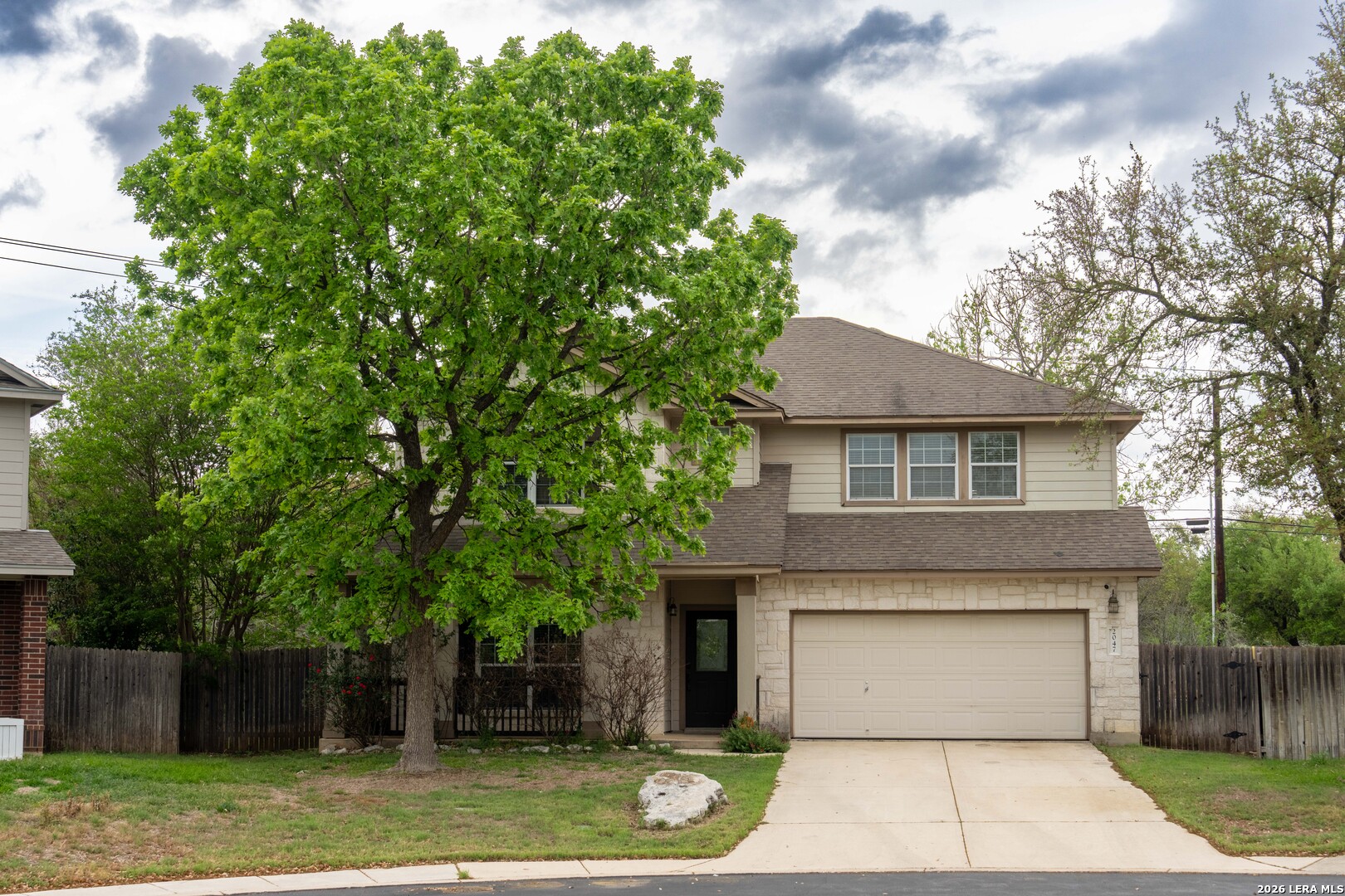 2047 Walsbrook San Antonio TX 78260