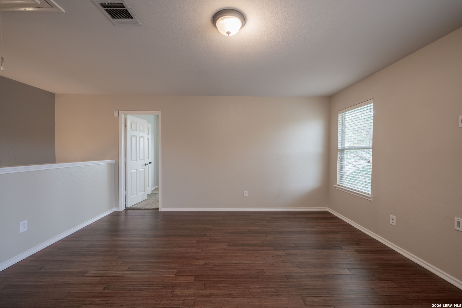 2047 Walsbrook San Antonio TX 78260