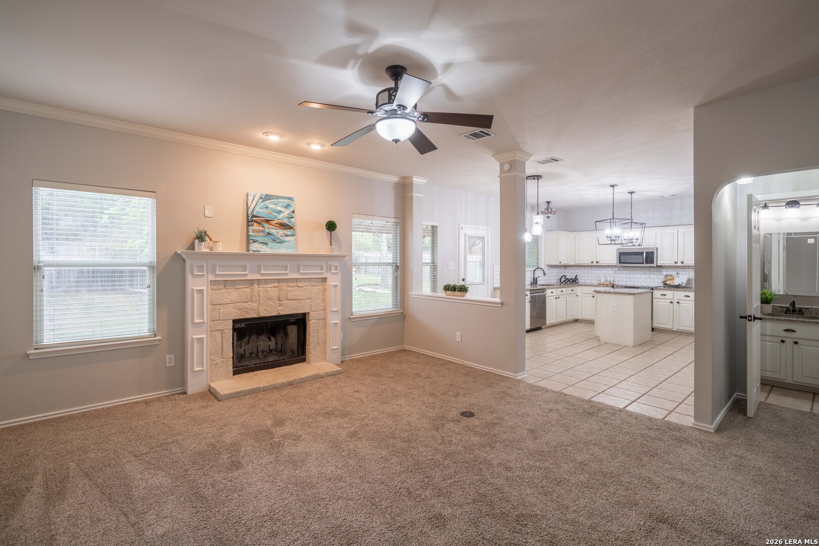 2047 Walsbrook San Antonio TX 78260