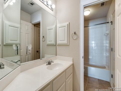 2347 Berwick Round Rock TX 78681
