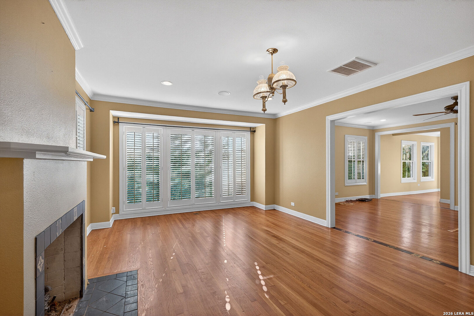 506 Castano Alamo Heights TX 78209