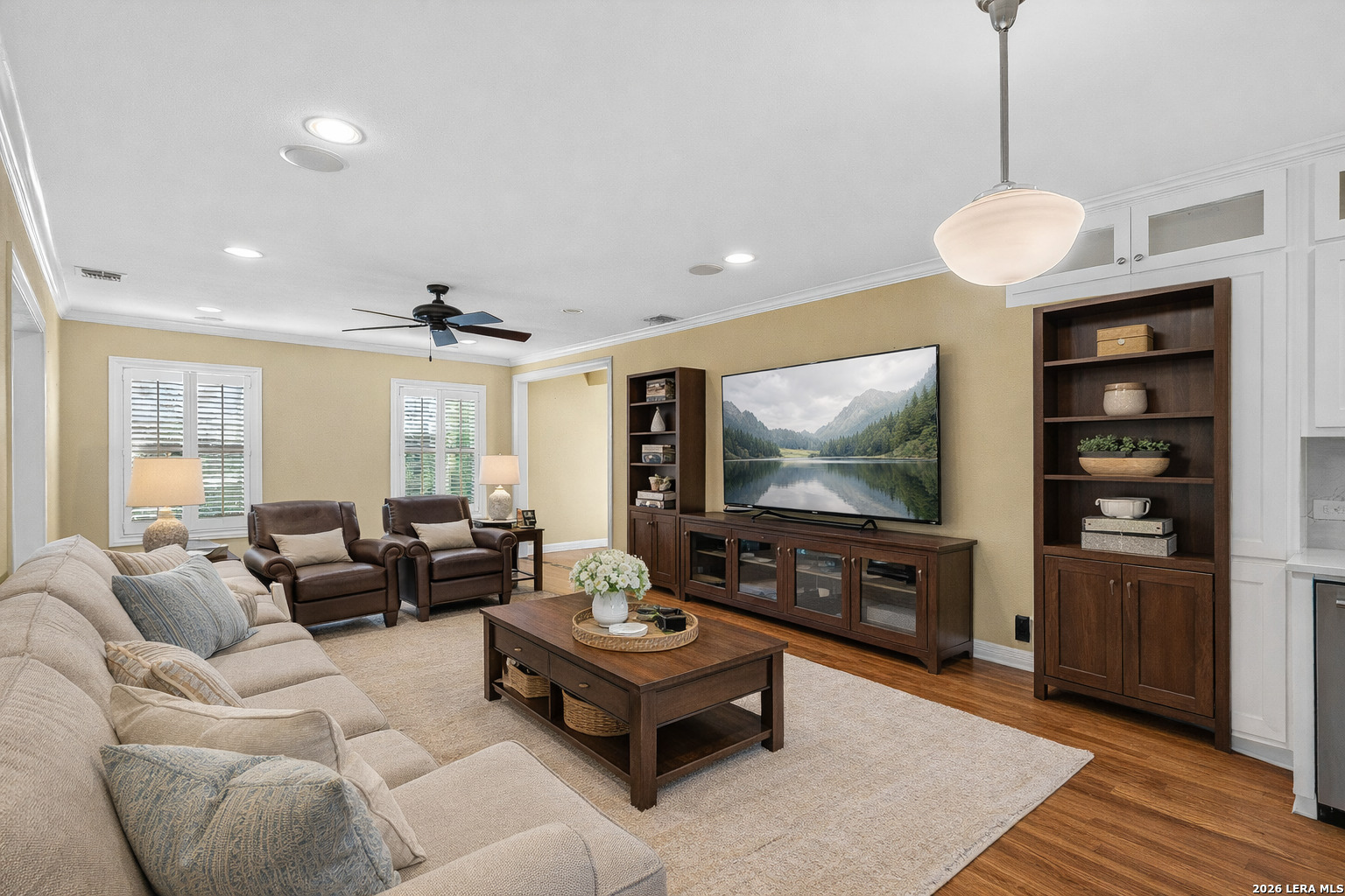 506 Castano Alamo Heights TX 78209