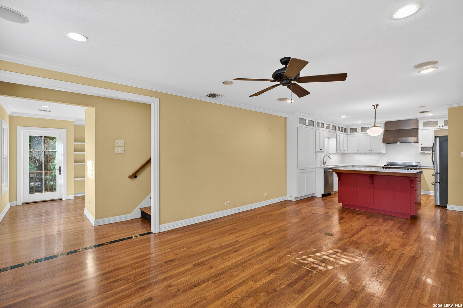 506 Castano Alamo Heights TX 78209
