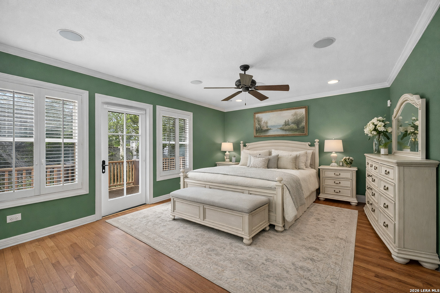 506 Castano Alamo Heights TX 78209