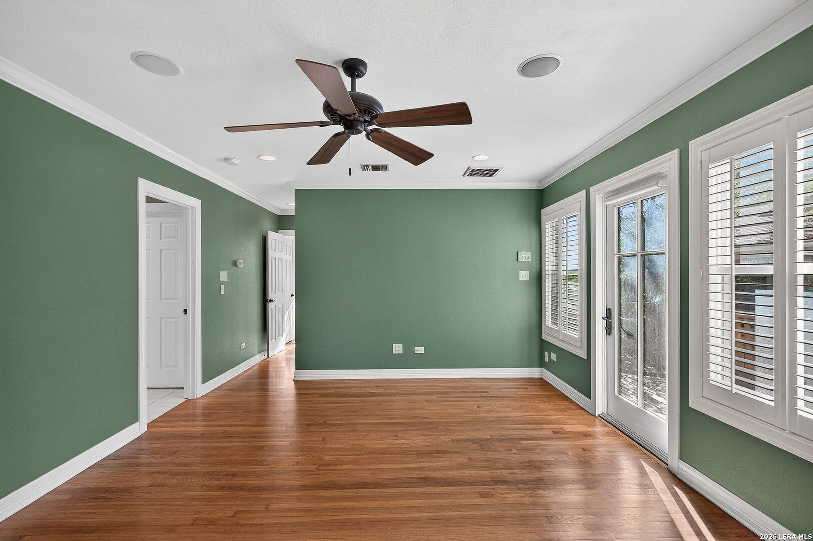 506 Castano Alamo Heights TX 78209