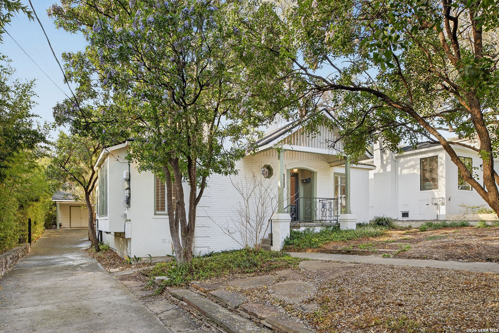 506 Castano Alamo Heights TX 78209