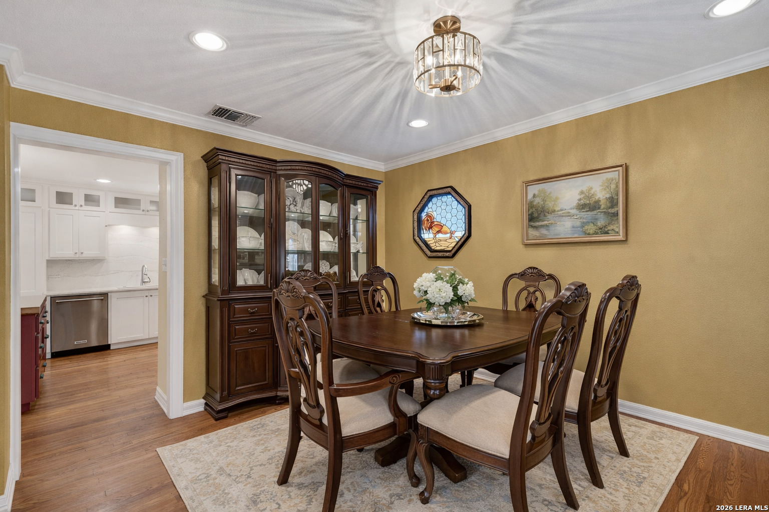 506 Castano Alamo Heights TX 78209