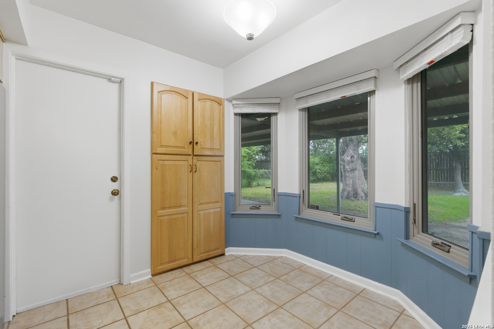 5039 Round Table Drive San Antonio TX 78218
