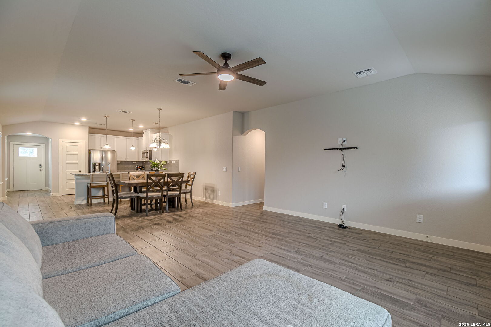 716 Fort Leonard San Antonio TX 78245