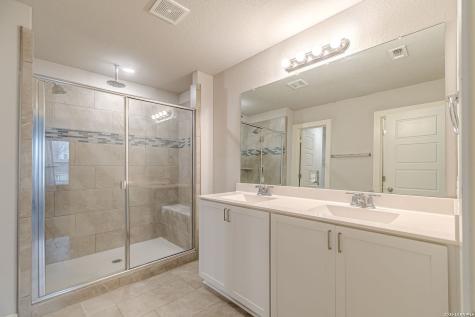 716 Fort Leonard San Antonio TX 78245