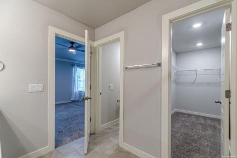 716 Fort Leonard San Antonio TX 78245