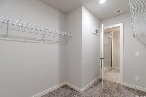 716 Fort Leonard San Antonio TX 78245