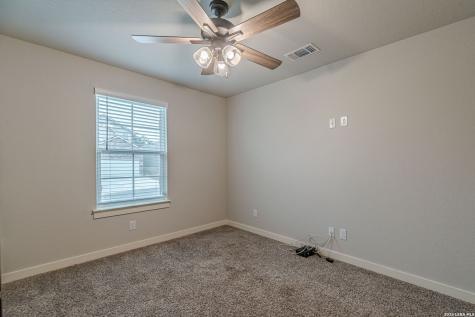 716 Fort Leonard San Antonio TX 78245