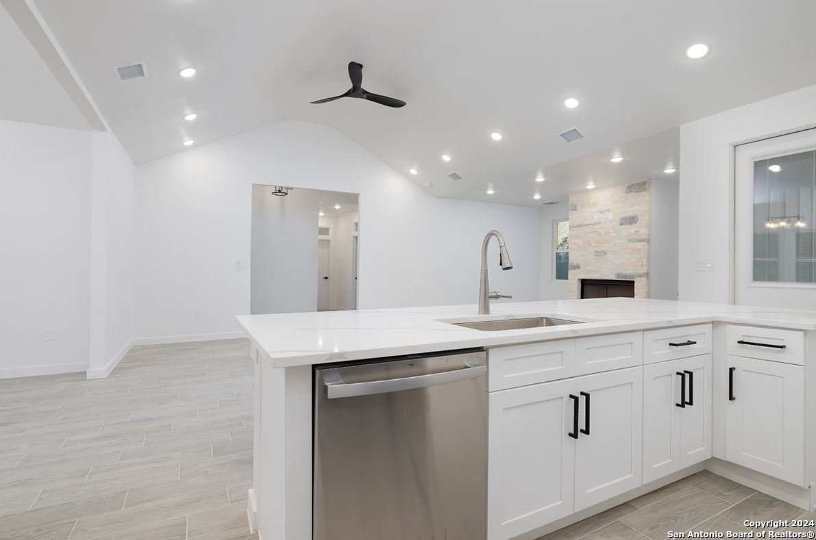 329 Bluebonnet Breeze Canyon Lake TX 78133