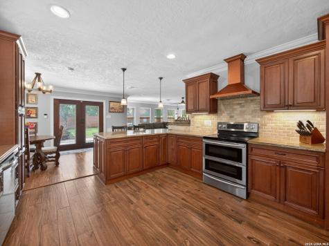 3535 Elk Cliff Pass Drive San Antonio TX 78247