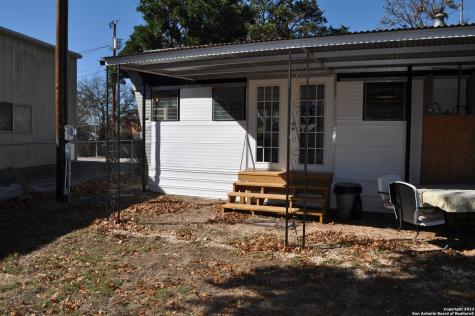 679 Faurie Road Lakehills TX 78063