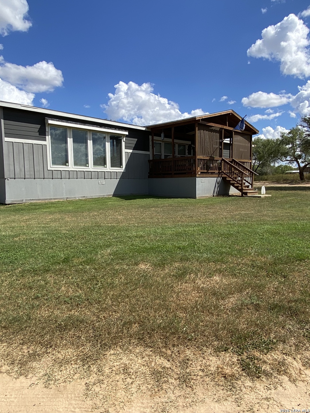 316 County Road 775 Devine TX 78016
