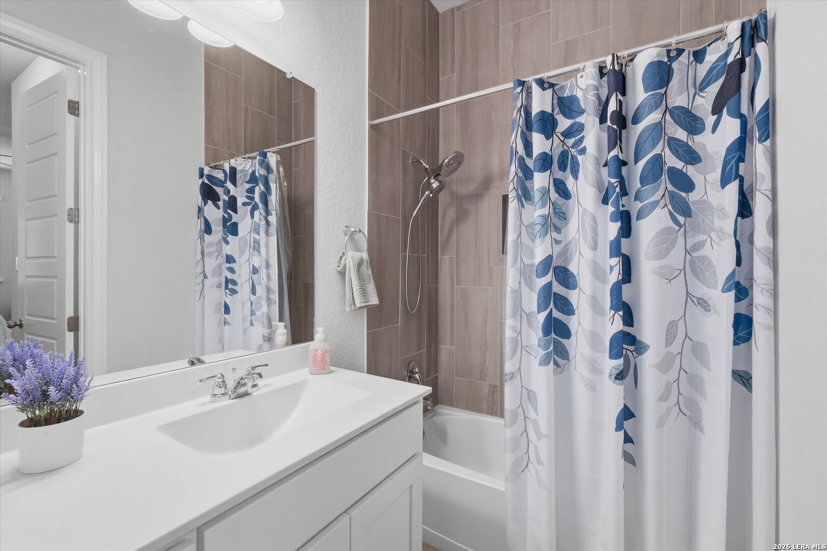 8235 Scarlet Gaura Boerne TX 78015