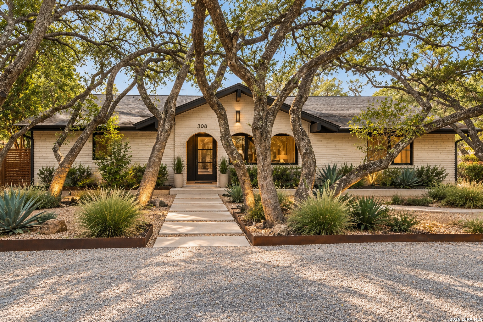308 Meadowbrook Drive Hollywood Park TX 78232