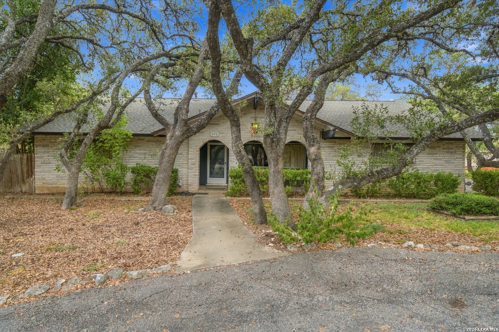 308 Meadowbrook Drive Hollywood Park TX 78232