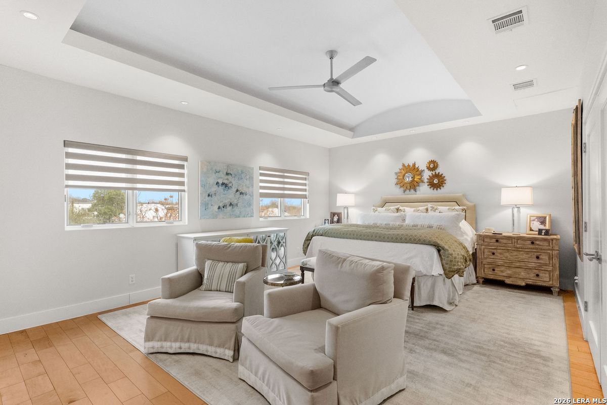 215 Annie#b San Antonio TX 78212