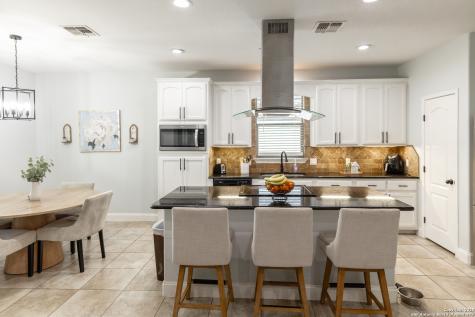 1038 Avenue H Poteet TX 78065