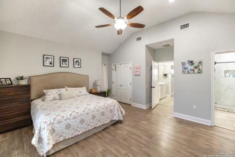 1038 Avenue H Poteet TX 78065