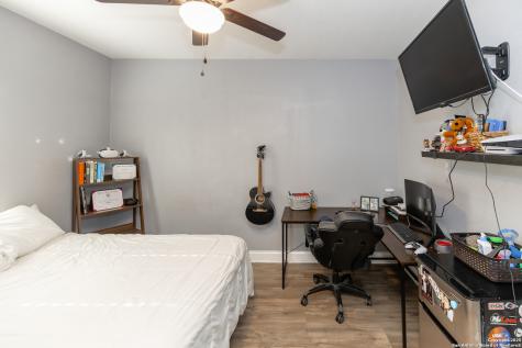 1038 Avenue H Poteet TX 78065