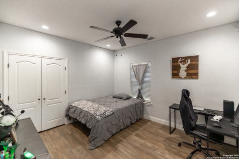 1038 Avenue H Poteet TX 78065