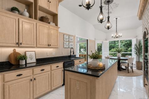 519 Mission Viejo San Antonio TX 78232