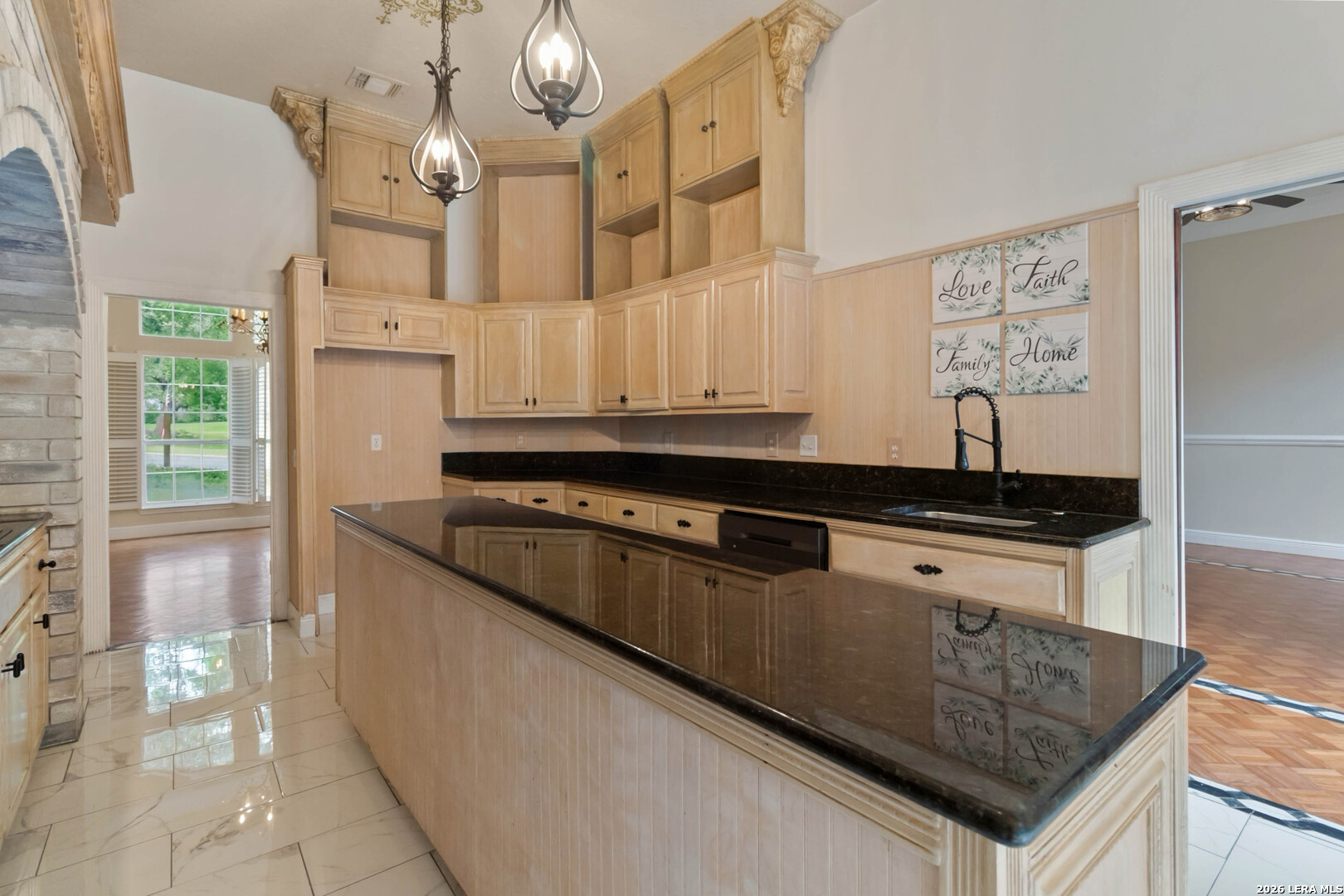 519 Mission Viejo San Antonio TX 78232