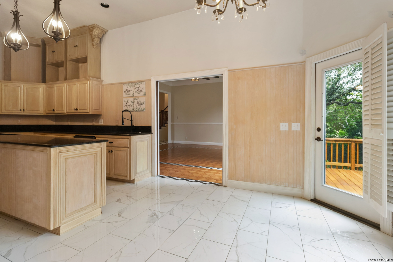 519 Mission Viejo San Antonio TX 78232