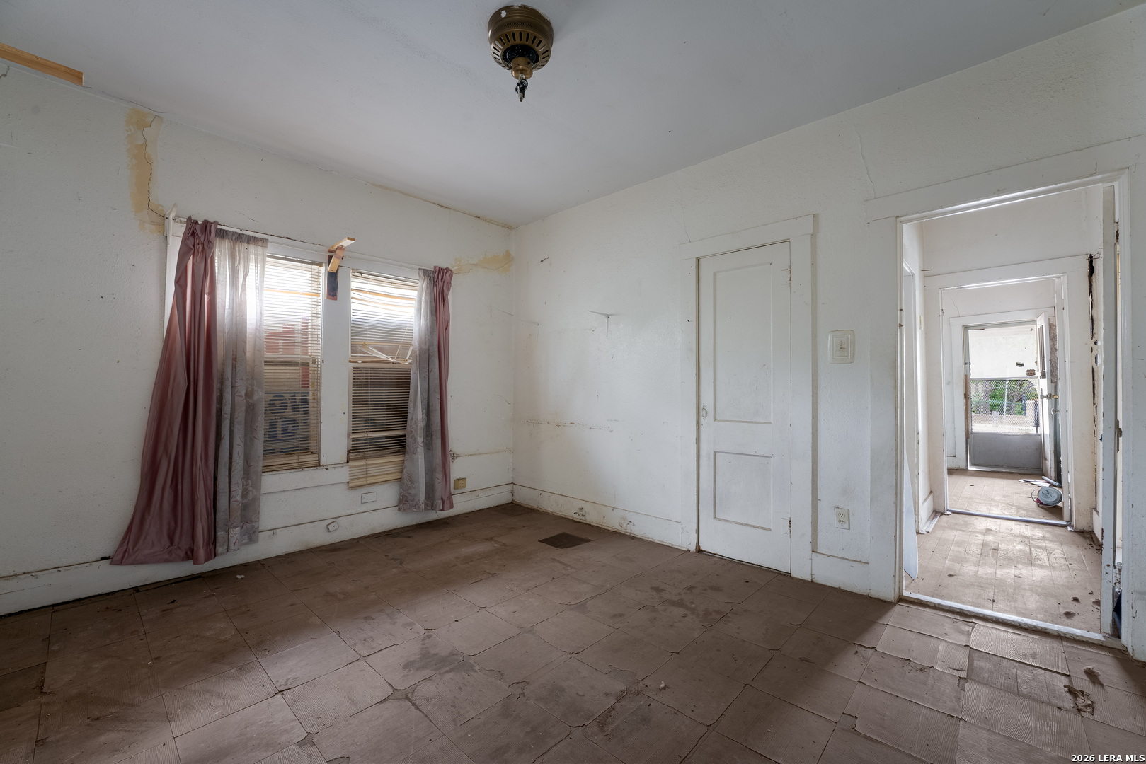 3007 Buena Vista San Antonio TX 78207