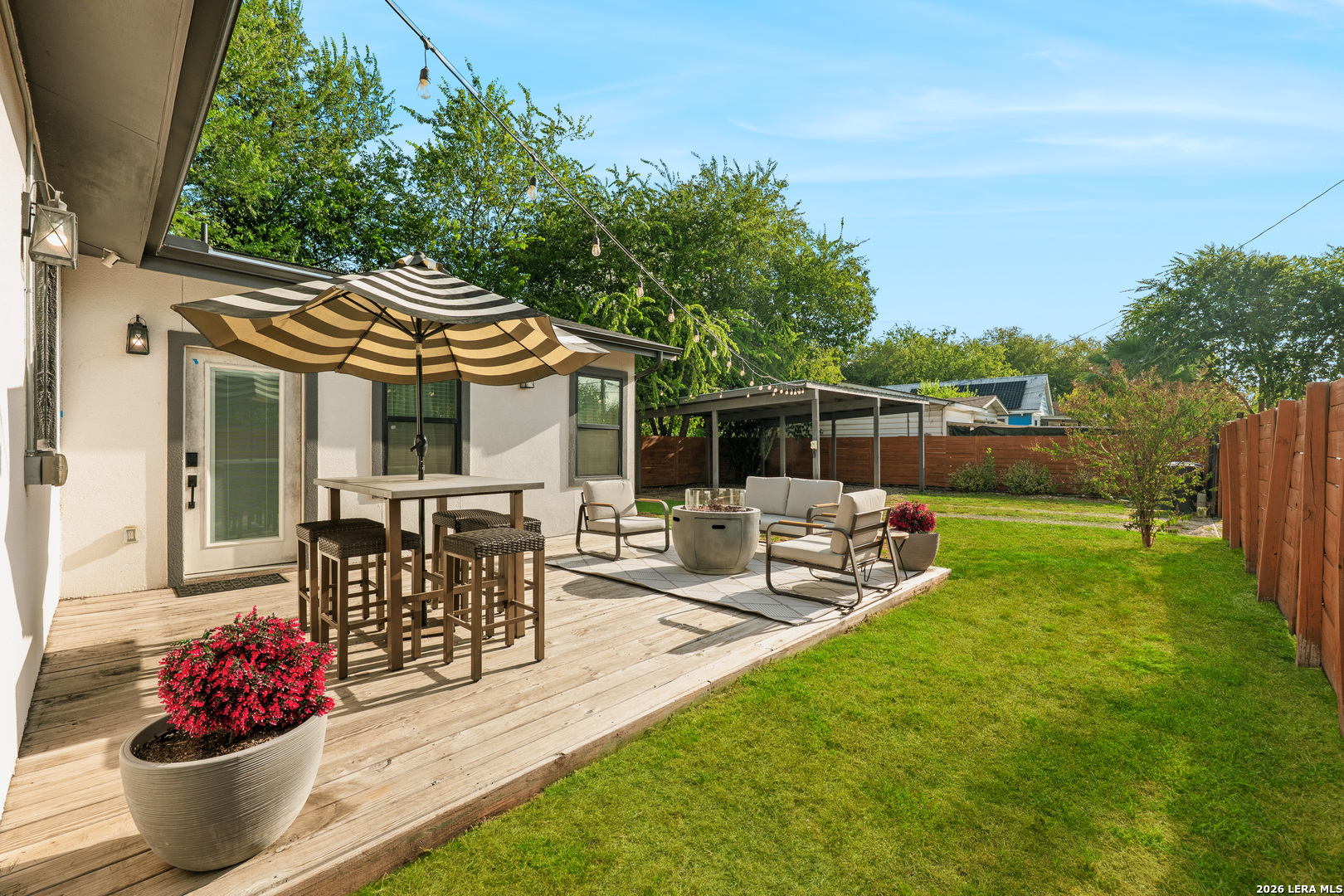 1006 S Pine Street San Antonio TX 78210