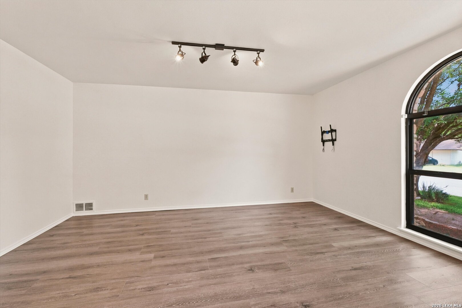 7829 Village Oak Drive Live Oak TX 78233