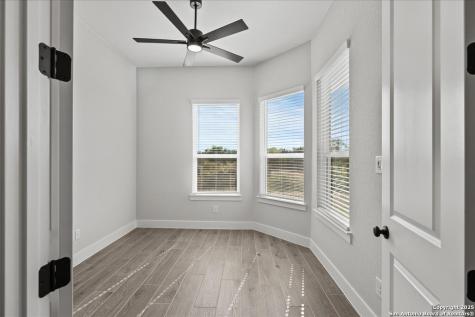 209 Sawtooth Oak Seguin TX 78155
