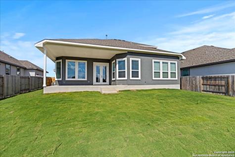209 Sawtooth Oak Seguin TX 78155