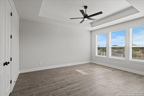 209 Sawtooth Oak Seguin TX 78155