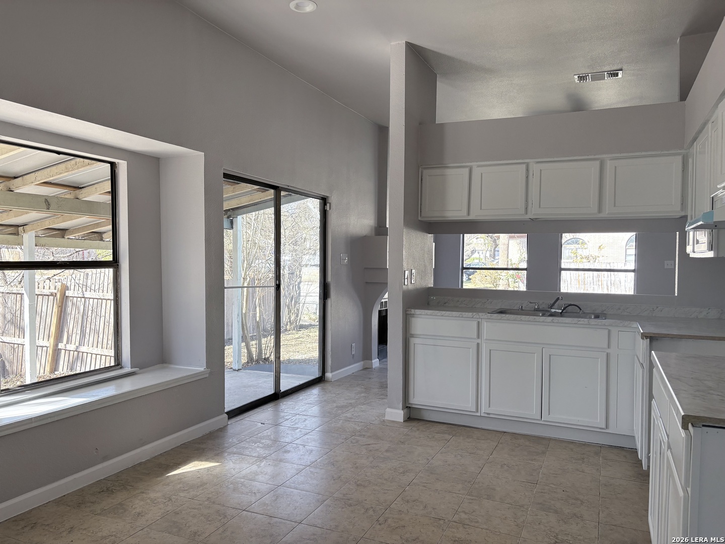 6002 Glacier Sun San Antonio TX 78244