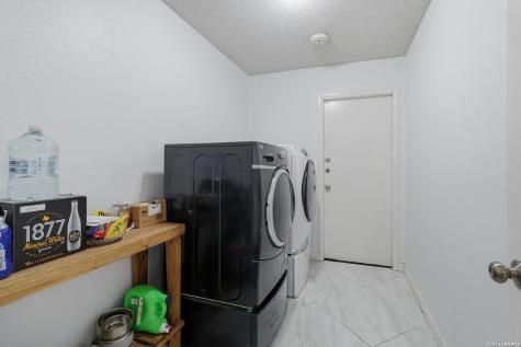 5015 Sierra Madre San Antonio TX 78233