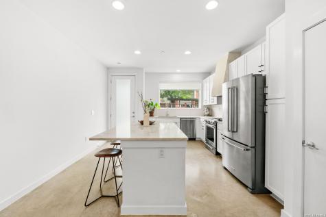102 Tendick Street San Antonio TX 78209