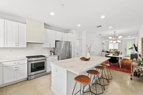 102 Tendick Street San Antonio TX 78209