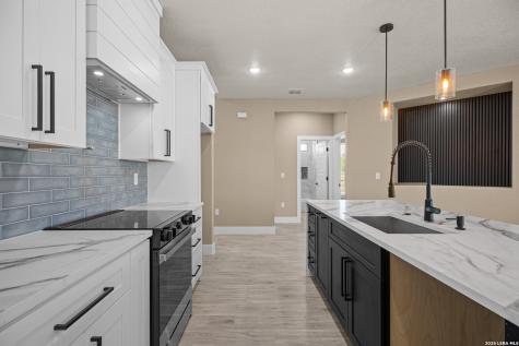 12623 Toro Drive Atascosa TX 78002