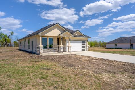 12623 Toro Drive Atascosa TX 78002