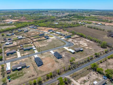 12623 Toro Drive Atascosa TX 78002